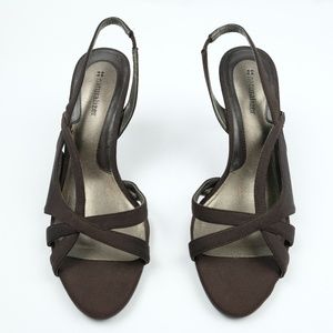 Naturalizer Dark Brown Prissy Kitten Heels 8.5W